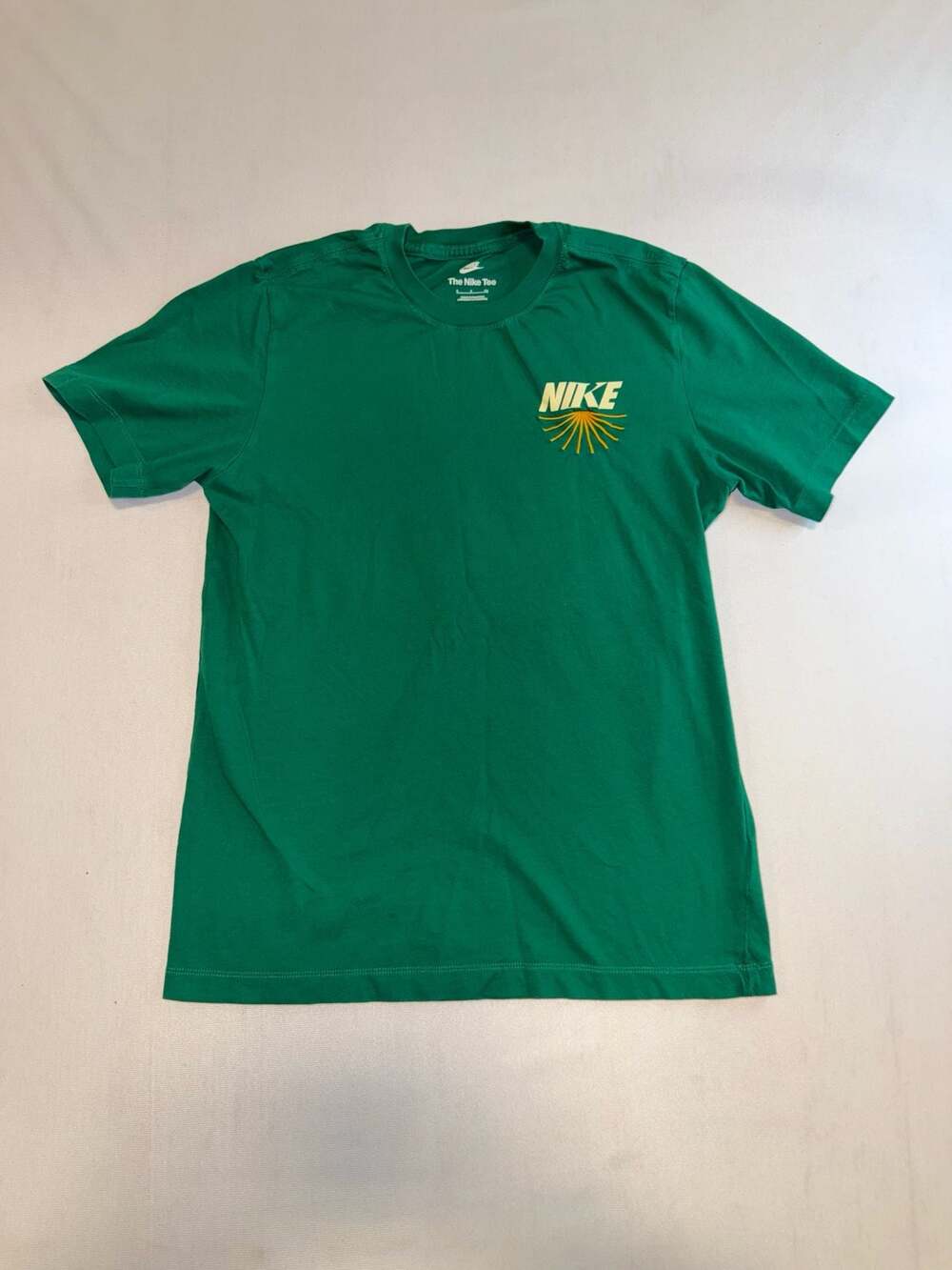 Nike Ground Your Sole Graphic T-Shirt Green Size S